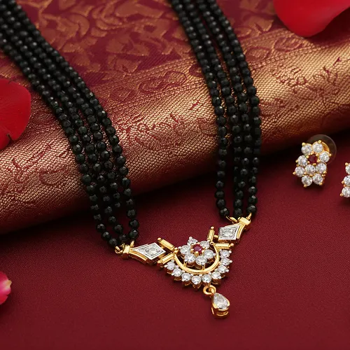 Diamond and Emerald Necklace Set