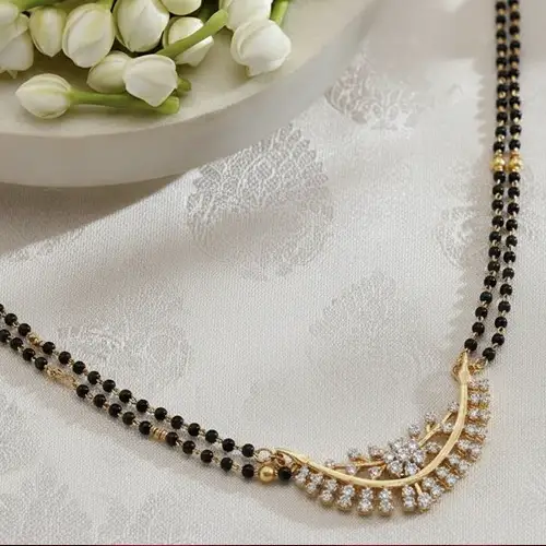 Diamond and Emerald Necklace Set